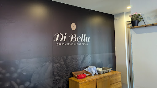 Di Bella - Thumbnail