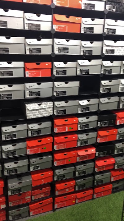 俺の足 BMZ 国立競技場前スタジオ ORENOASHI Soccer Boots SHOP