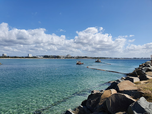 Rock wall Mooloolaba
