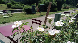 Photo n°14 de Au Bistrot du Canal - Camping - Restaurant à Chassignelles (Épicerie)