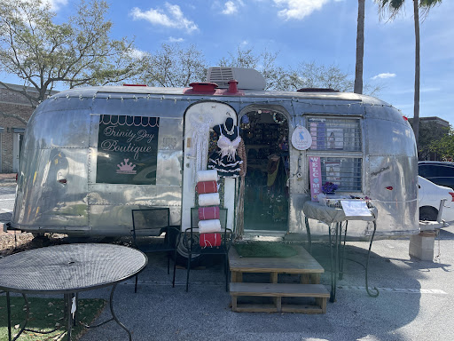 Trinity Jay Boutique - Visual
