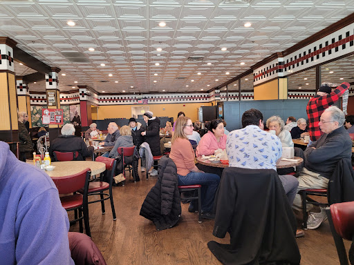 Max's Deli - Visual