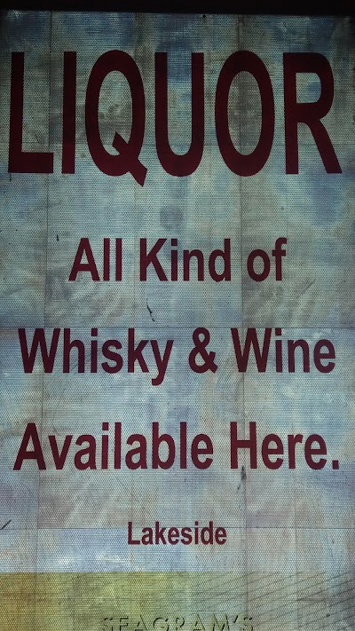 Photos of Oregon Liquor Shop