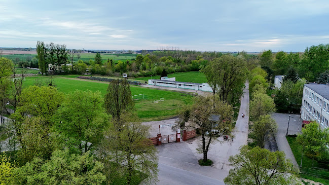 Stadion KS ZAGŁĘBIE Piechcin - Kompleks sportowy