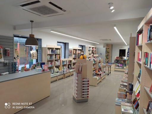 Llibreria A tres tintes