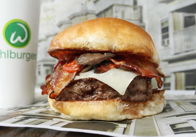 Wahlburgers Port Jeff Station