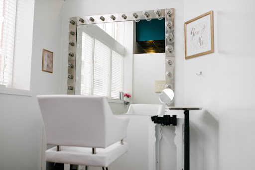 Ave Salon - Visual