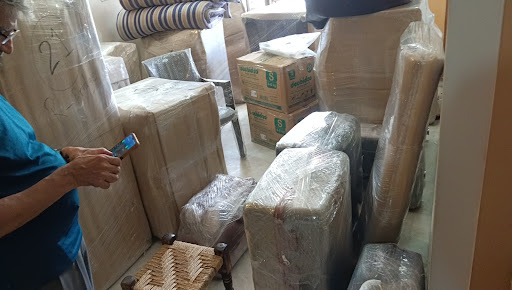 Vadodara to banglore shifting house hold item post image
