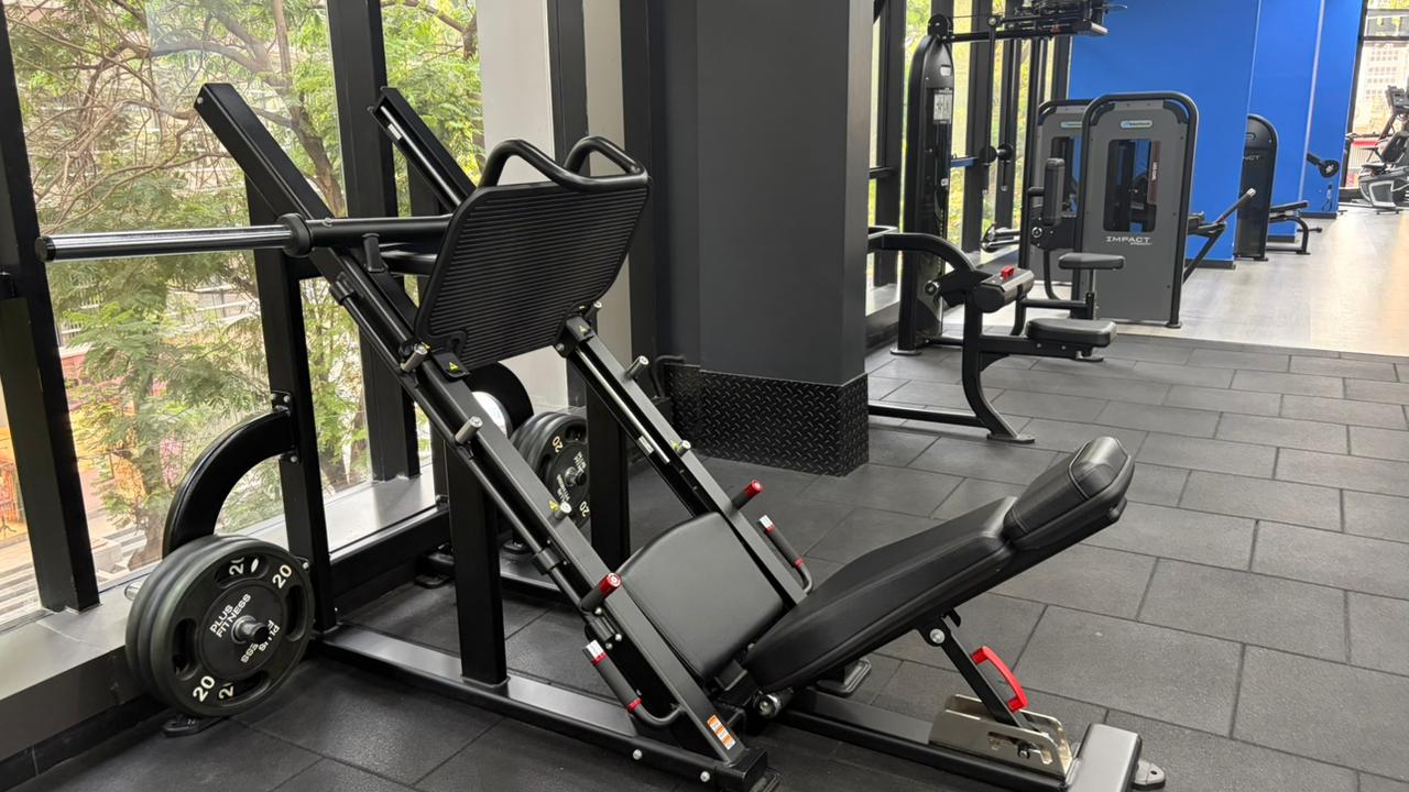 Plus Fitness 24/7 Borivali West photo 5
