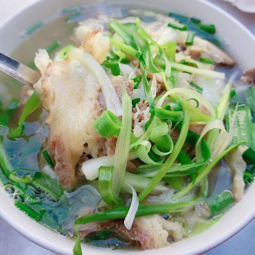 Phở Huỳnh Trang, 53H Nguyễn Văn Linh, Bình Hưng, Bình Chánh