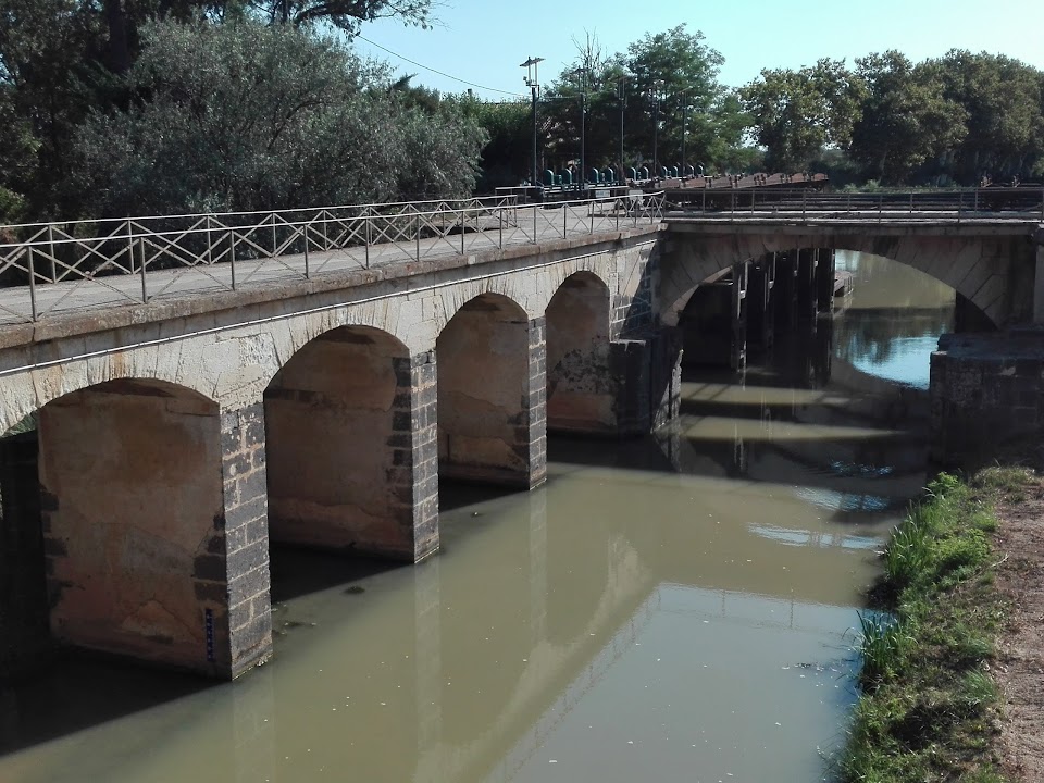 Boujan-sur-Libron (Hérault): Qué ver y dónde dormir