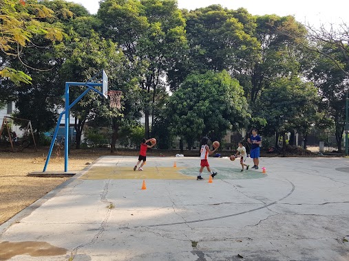 Lapangan Basket Tanah Mas, Author: Krisna Wijanarko