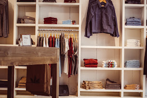 Photo n°13 de Hoalen Ocean Store Saint-Lunaire à Saint-Lunaire (Magasin de vêtements pour femmes)