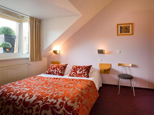 Logis Hôtel Au Cygne - Thumbnail
