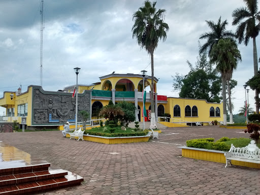 Presidencia Municipal Tihuatlán - Thumbnail