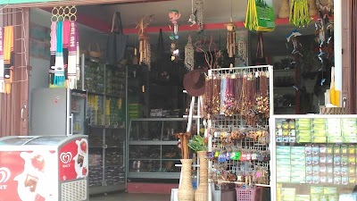 Photos of Toko Souvenir Kirana 2