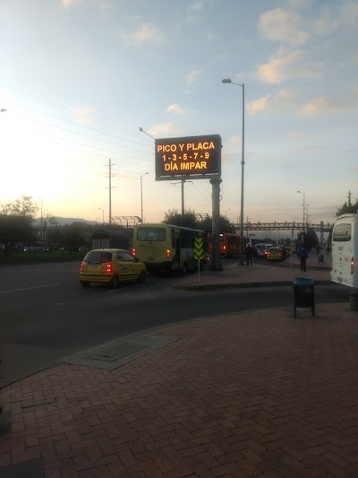 Photos of Estaci&oacute;n Transmilenio C.C. Santaf&eacute;