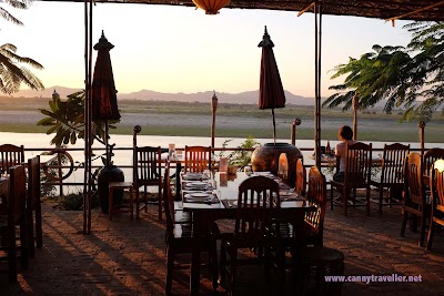 Photos of River Front restaurant