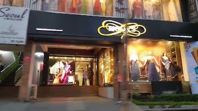 Photos of Moon's Boutique