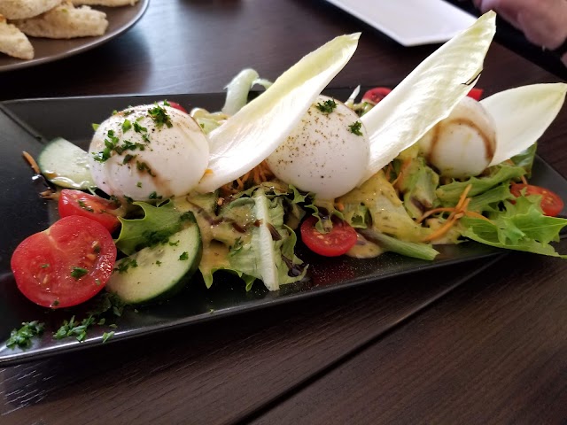 Davinda Lounge Montreux