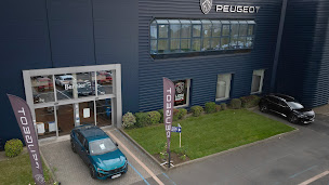 Photo n°1 de PEUGEOT BERNIER ORLEANS - FLEURY LES AUBRAIS à Fleury-les-Aubrais (Vendeur de voitures d'occasion)