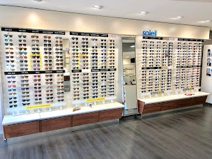 Photo n°25 de Opticien Vallet - Centre Ville - Krys à Vallet (Magasin de lunettes de soleil)
