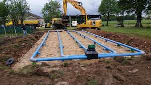 Photo n°4 de Gourbin Terrassement & Transport à Pisany (Société de transport routier)