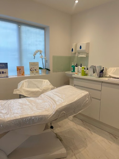 Esteem Beauty Glasgow