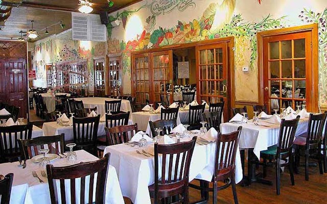 Pasquale's Rigoletto Restaurant