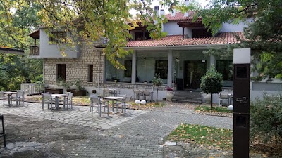 photo of Gefyri Hotel