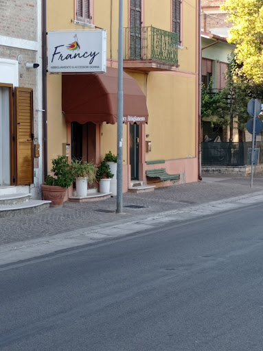 Francy abbigliamento e accessori donna