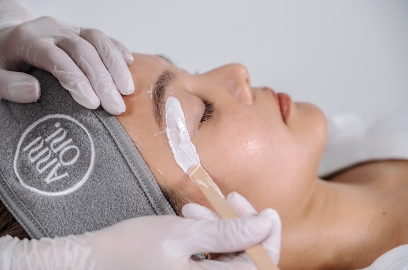 facial wax &eyebrow salon BLOOM