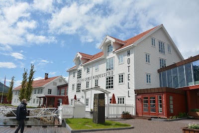 Photos of Angvik Gamle Handelssted
