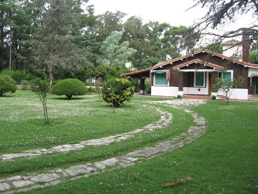 GRANJA EDUCATIVA HOTEL DE CAMPO LOS ROBLES, Author: GRANJA EDUCATIVA HOTEL DE CAMPO LOS ROBLES