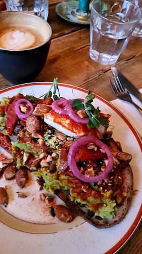 Opinii despre Kompa'9 în Indre By - Café