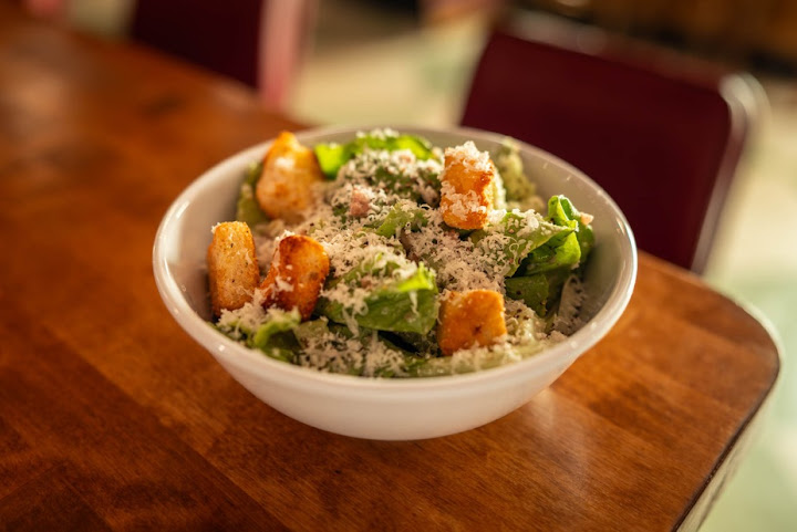 GoodTimes Full Service bar by null