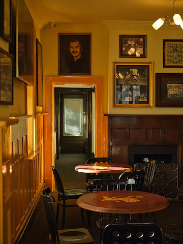 North Fitzroy Arms Hotel by null