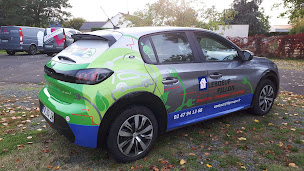 Photo n°11 de La Graffinerie à Nazelles-Négron (Magasin d'enseignes)