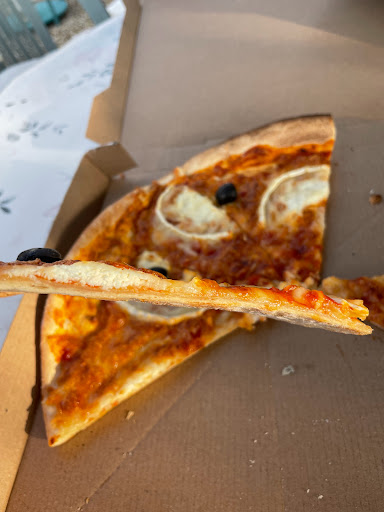 Photo 1 - Le Kiosque à Pizzas St Loup Geanges