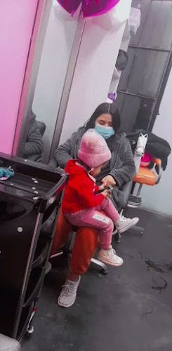 Comentarii opinii despre LADY BARBER PATRICIA ️