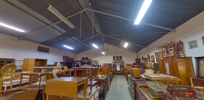Rua Escola de Regentes Agrícolas, n56 a 58, 2005-474 Santarém