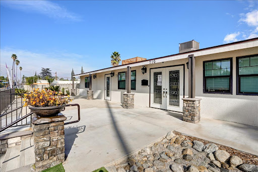 Palm view Pleasant Living