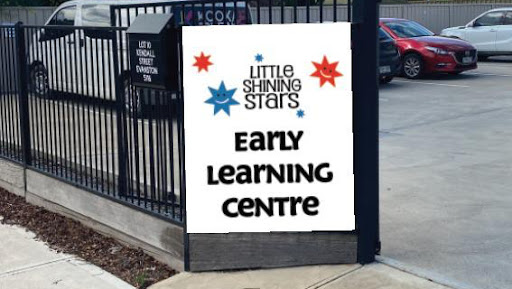 Little Shining Stars Evanston Logo