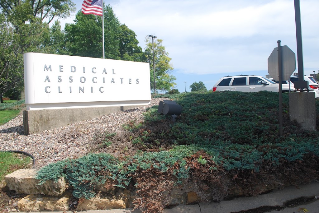 Medical Associates Clinic East Campus