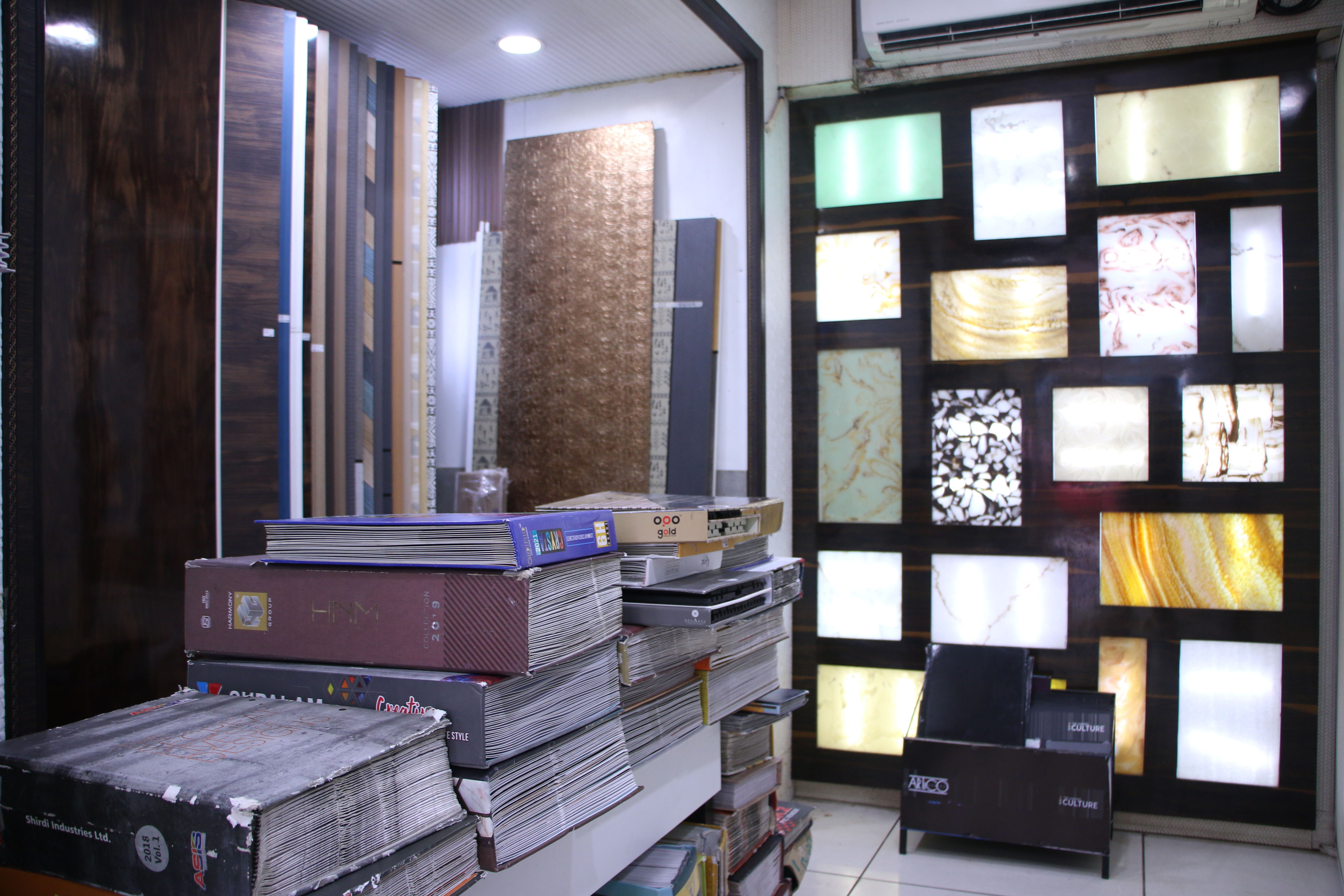 Store image