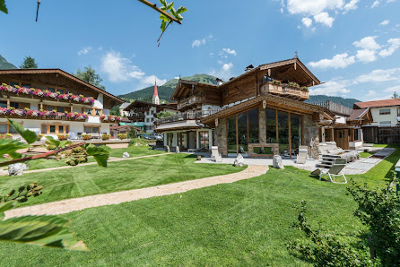 Chaletresort Lech Holzgau 42, 6654 Holzgau, Österreich