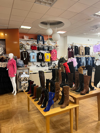 Shoe Pier Gallery - United States