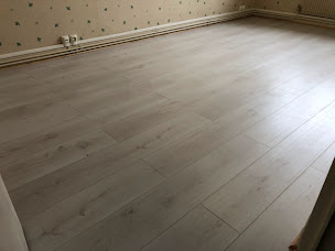 Photo n°25 de LHR Habitat - Artisan rénovation toiture - Ravalement de façade - Peinture Générale - Maçonnerie à Vernoil-le-Fourrier (Couvreur)