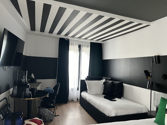 Maisons du Monde Hôtel & Suites - La Rochelle Vieux Port - Hôtel