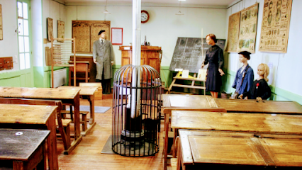 Museum Vivant School